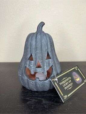 NEW Target Bullseyes Playground Halloween 2026 Terracotta Light-Up Pumpkin